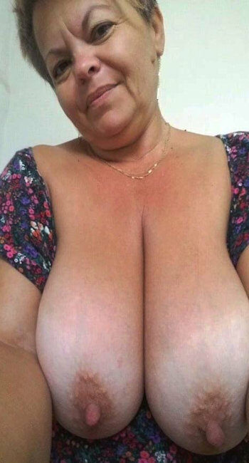 Femme forte à gros seins pour aventure sexuelle